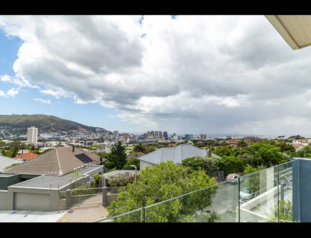 2 BEDROOM APARTMENT BLOCK TO LET IN VREDEHOEK